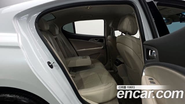 Genesis The / новый New G70, 2021 12