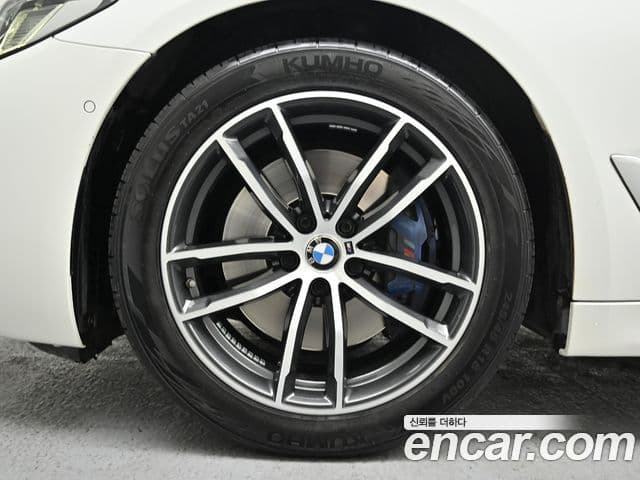 BMW 5시리즈 (G30) 523d M Sport, 2022 все фото