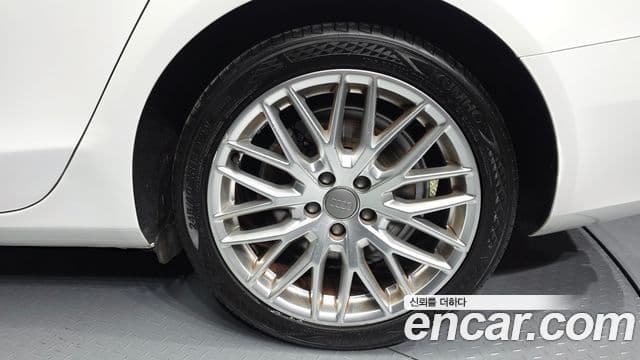 Audi New A4 B8, 2016 все фото