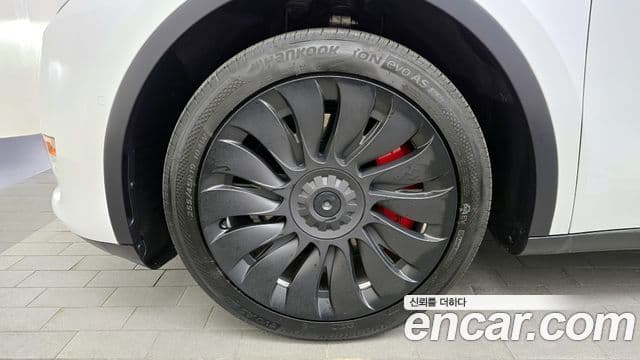 Tesla модель Y Long Range AWD, 2021 все фото