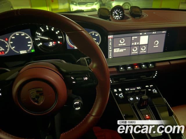 Porsche 911 (992) Carrera кабриолет, 2021 4