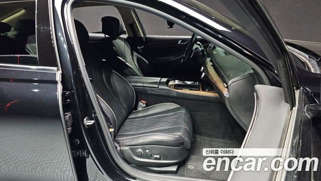 Genesis G80 (RG3) бензин 2.5 турбо 2WD, 2022 10