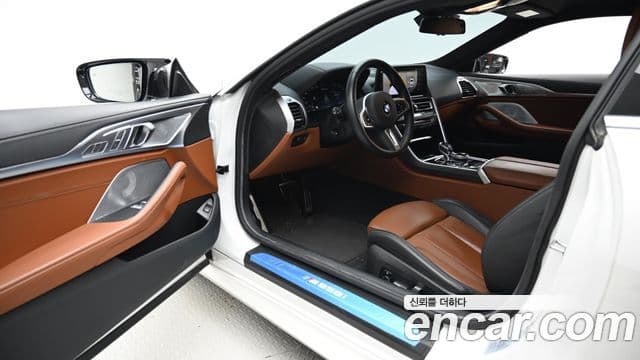 BMW 8시리즈 (G15) M850i xDrive купе, 2024 11