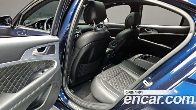 Genesis G70 Sport пакет, 2020 11