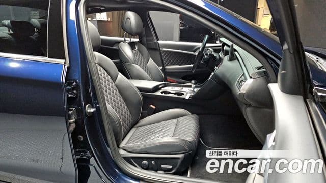 Genesis G70 Sport пакет, 2020 12