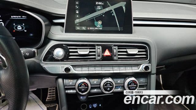 Genesis G70 Sport пакет, 2020 15