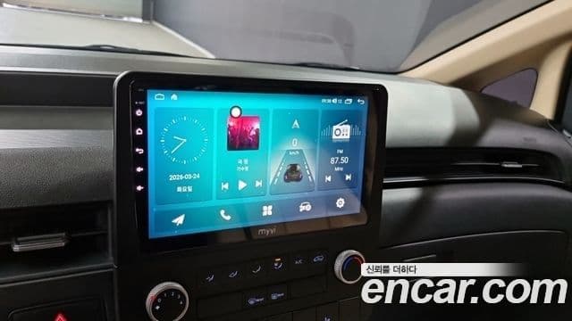 Hyundai Staria Modern, 2024 7