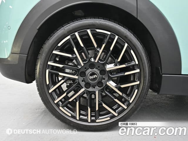 Mini Cooper S 4세대 5도어 favored, 2025 все фото