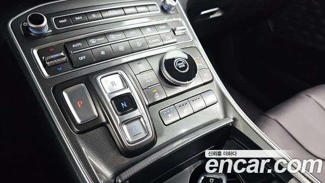 Hyundai The / новый New Santa Fe Prestige, 2023 9