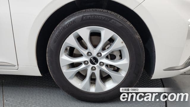 Kia K8 Trendy(арендный автомобиль), 2022 все фото