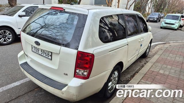 Kia Grand Carnival люксовая версия, 2010 все фото