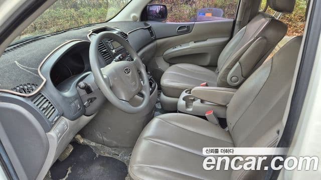 Kia Grand Carnival люксовая версия, 2010 14