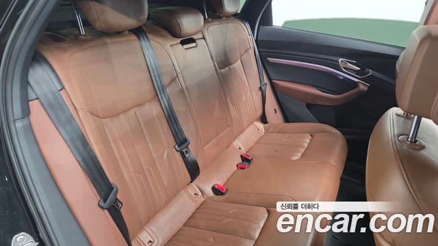 Audi e-Tron 55 Quattro Sportback, 2022 12