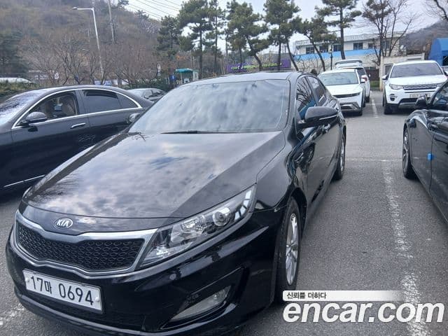 Kia K5 LPI Deluxe, 2013 1