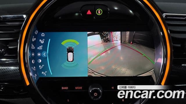 Mini Cooper 클럽맨 2세대, 2024 15