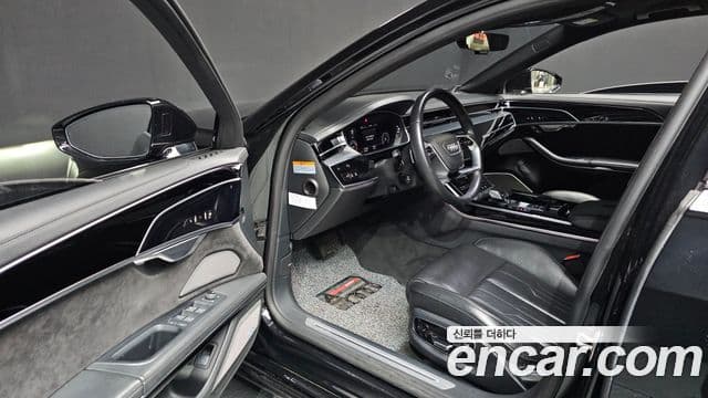 Audi A8 (D5) 55 TFSI Quattro LWB, 2020 10