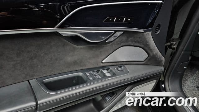 Audi A8 (D5) 55 TFSI Quattro LWB, 2020 17