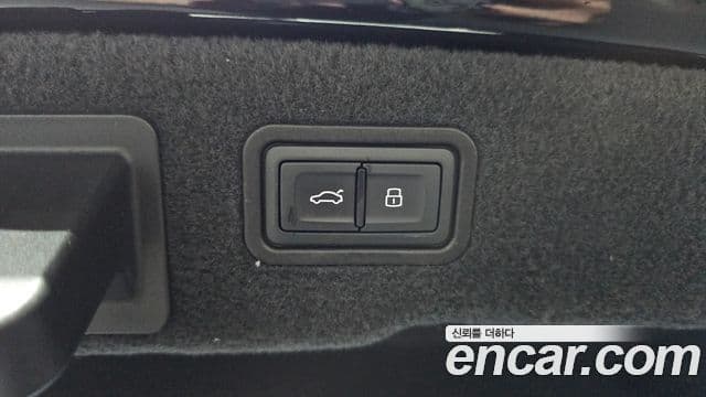 Audi A8 (D5) 55 TFSI Quattro LWB, 2020 20