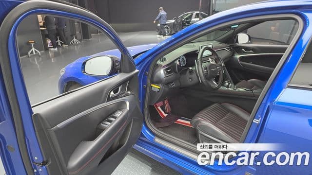 Genesis G70 Elite, 2019 11