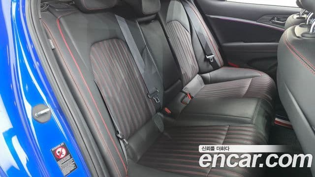 Genesis G70 Elite, 2019 12