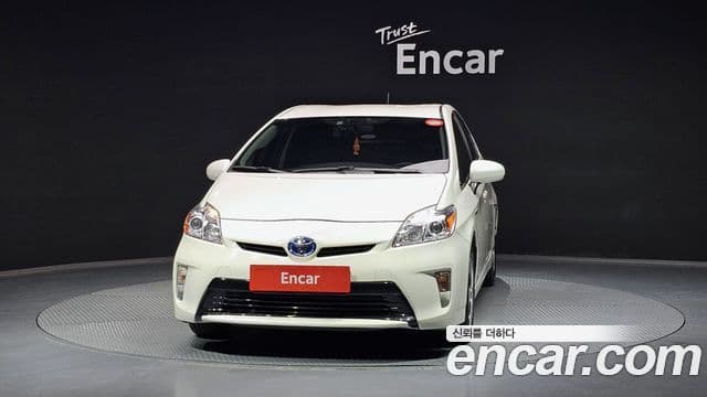 Toyota 프리우스 1.8 E, 2015 3