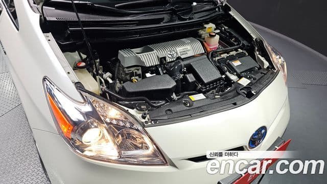 Toyota 프리우스 1.8 E, 2015 6