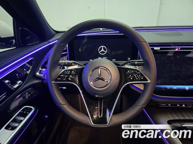 Mercedes-Benz E-класс W214 Exclusive, 2026 11