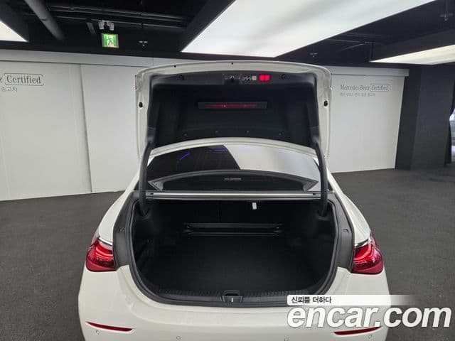 Mercedes-Benz E-класс W214 Exclusive, 2026 13