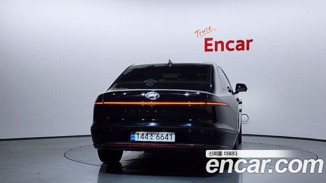 Hyundai Grandeur гибрид (GN7) Calligraphy, 2024 4