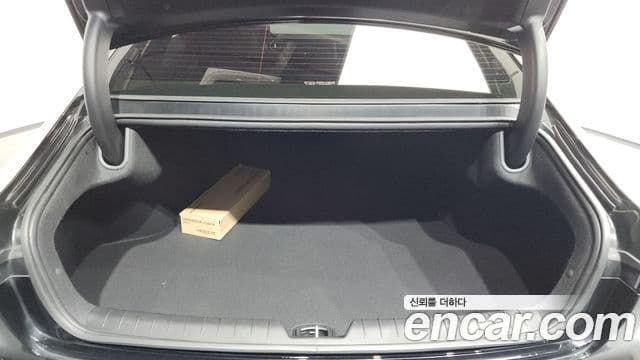 Hyundai Grandeur гибрид (GN7) Calligraphy, 2024 20