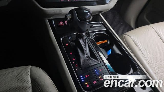 Kia All New Carnival Noblesse, 2016 9