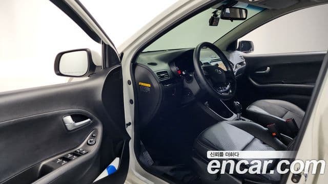 Kia All New Morning Luxury, 2014 10