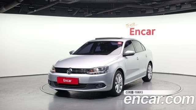 Volkswagen New Jetta 6세대, 2012 1