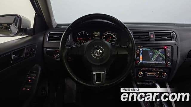 Volkswagen New Jetta 6세대, 2012 13