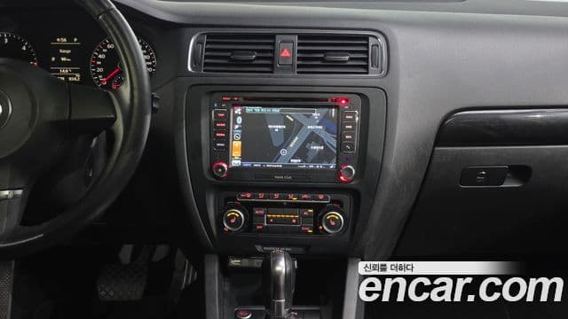 Volkswagen New Jetta 6세대, 2012 14