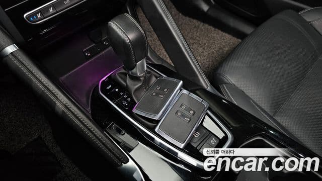 Renault Korea(Samsung) The / новый New QM6 2.0 LPe RE Signature 2WD, 2020 9