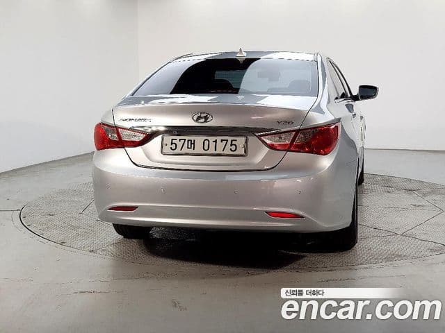 Hyundai YF Sonata Prime, 2012 3