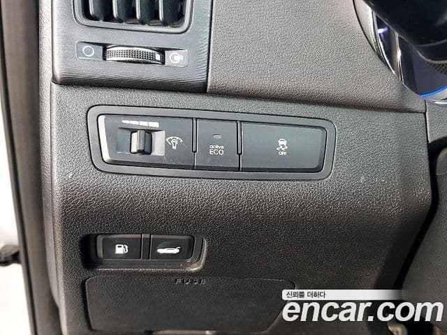 Hyundai YF Sonata Prime, 2012 11