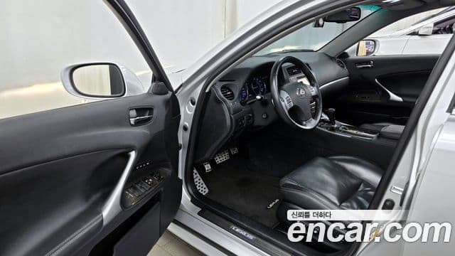 Lexus IS250 XE20, 2013 10