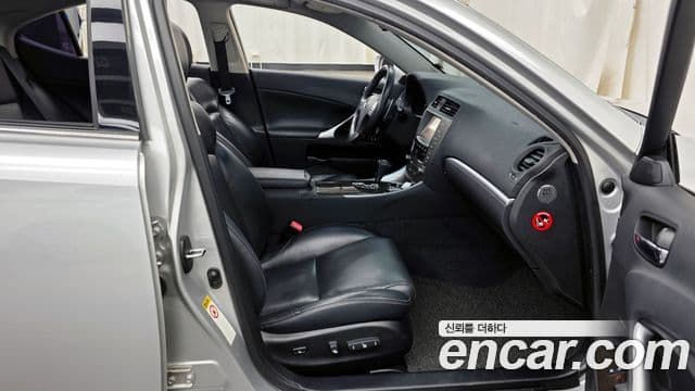 Lexus IS250 XE20, 2013 11