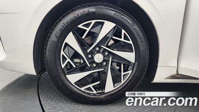 Hyundai The / новый New Grandeur IG гибрид Le Blanc, 2022 все фото