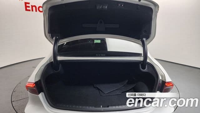 Hyundai The / новый New Grandeur IG гибрид Le Blanc, 2022 20