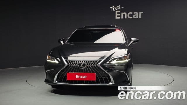 Lexus ES300h 7세대 Luxury Plus, 2023 3