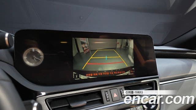 Lexus ES300h 7세대 Luxury Plus, 2023 15