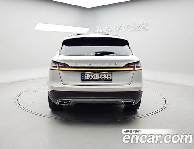 Lincoln Nautilus 1세대, 2022 3
