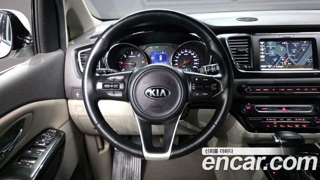 Kia All New Carnival Prestige, 2018 13