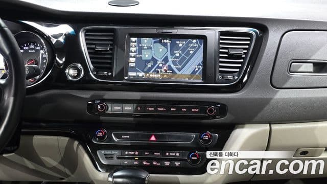 Kia All New Carnival Prestige, 2018 14