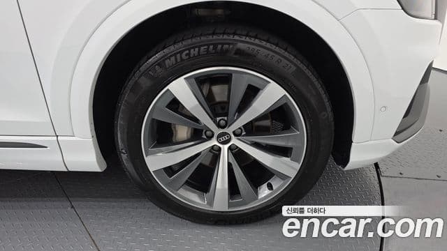 Audi Q8 (4M) Premium, 2022 все фото