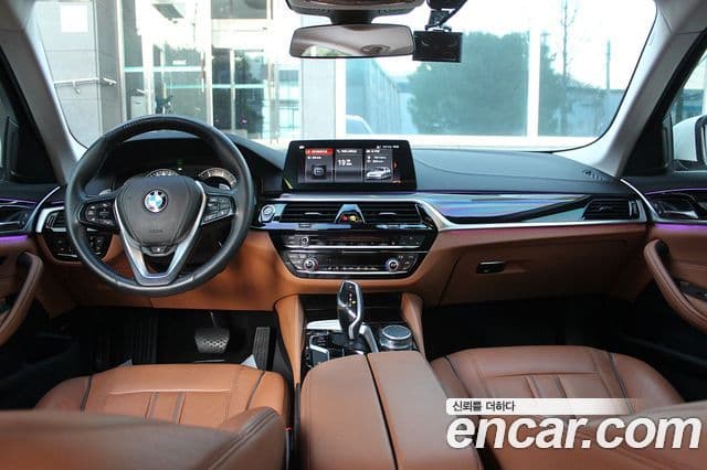 BMW 5시리즈 (G30) 520d Luxury Special Edition, 2018 6