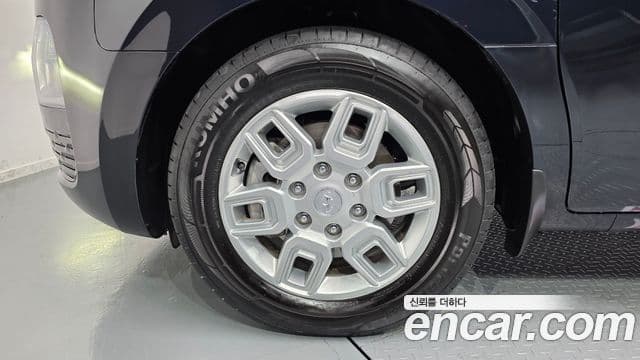 Hyundai Staria Modern, 2023 все фото